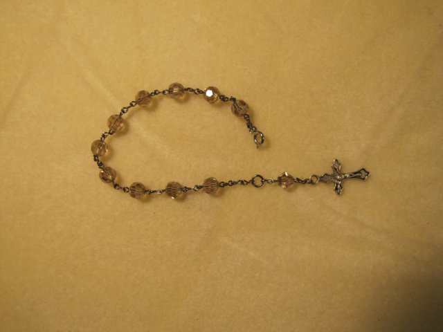 rosarybracelet2.jpg